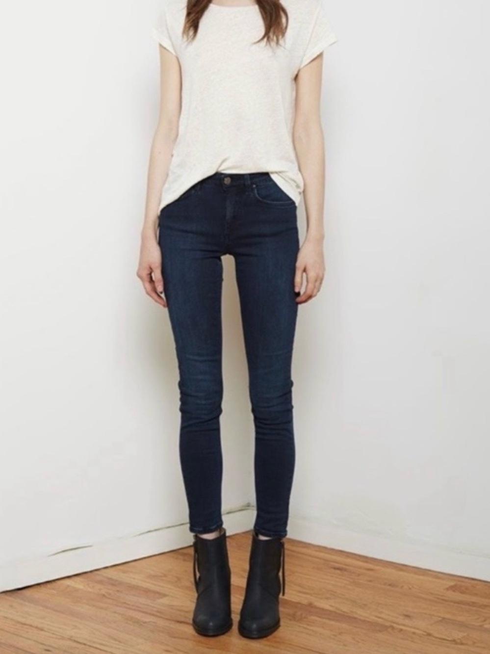 Acne Studios Skin 5 Jeans in Used Black. Skinny, Mid Rise. Size 28.